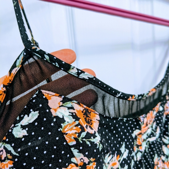 Forever 21 Floral Dress - Picture 2 of 4